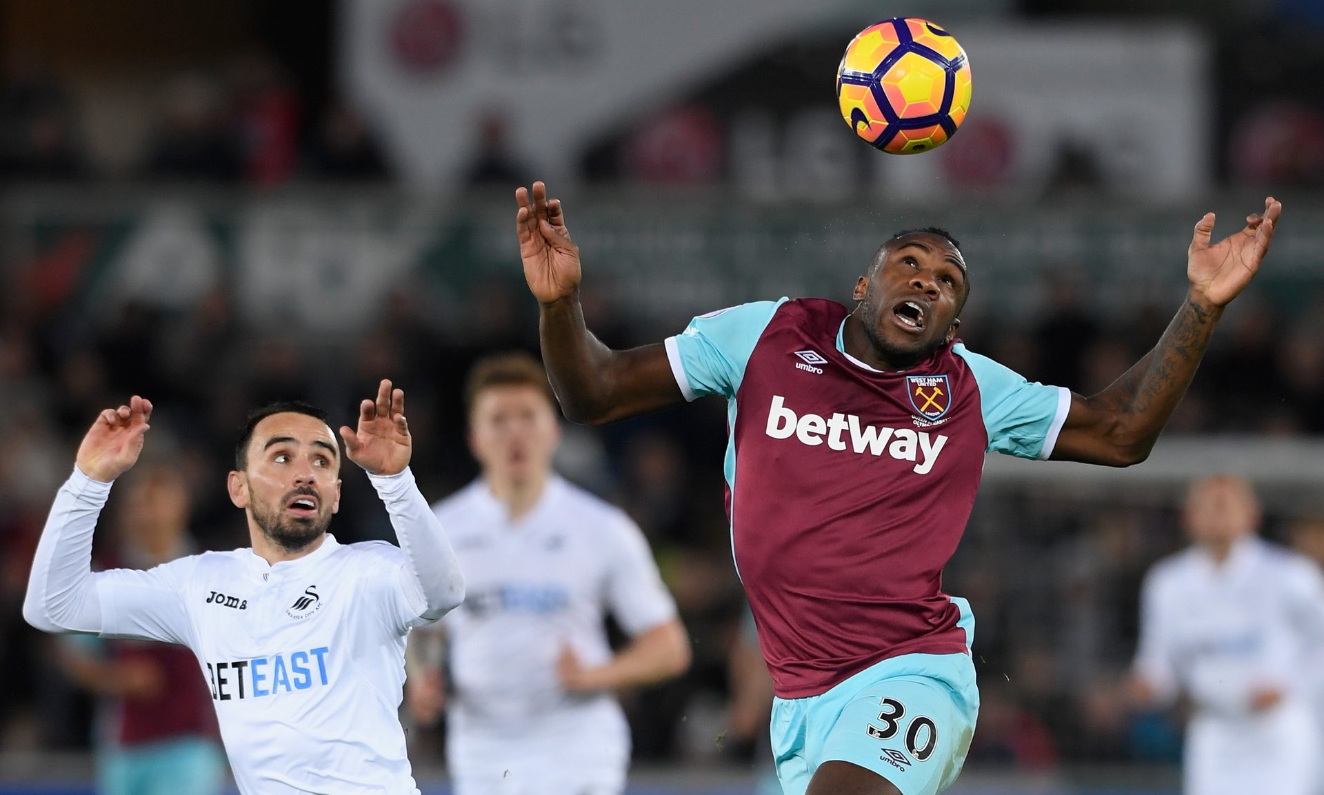 尤其在面对 尤其在面对